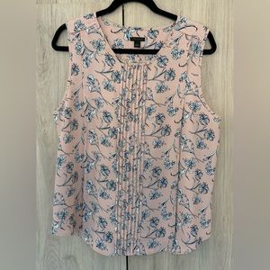Lovely sleeveless blouse